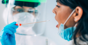 “Língua COVID-19”: médicos espanhóis identificam mais sintomas dermatológicos da doença